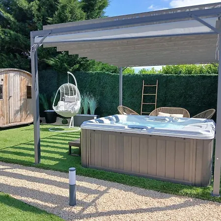 Holiday home L'ecrin De Detente Saint-Symphorien-de-Lay